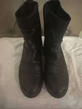 Black Women's Mid-Calf Ankle Boots ericmichael size 38 (7 half  soft leather